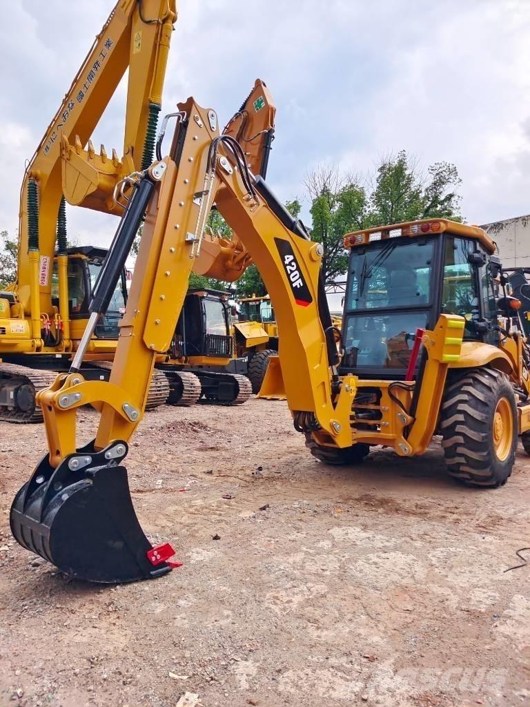 CAT 430 F Grävlastare