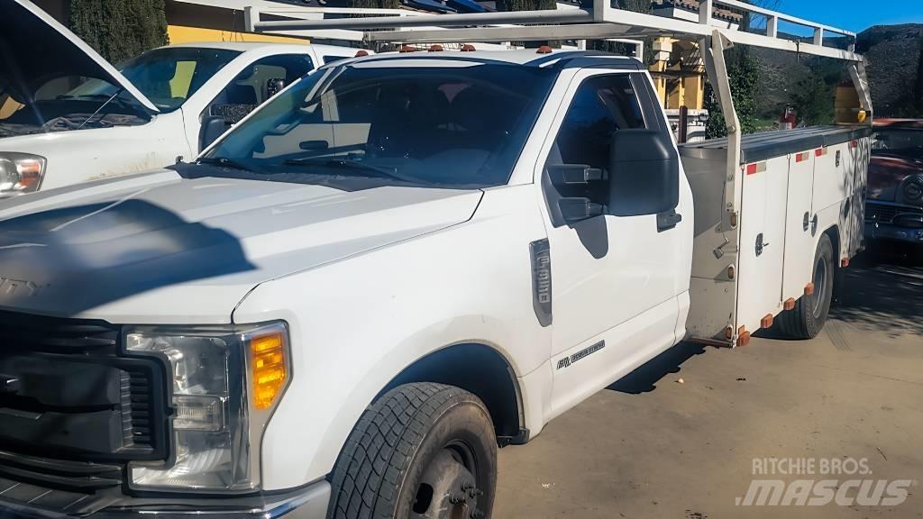 Ford F 350 XL Flakbilar/Pickuper