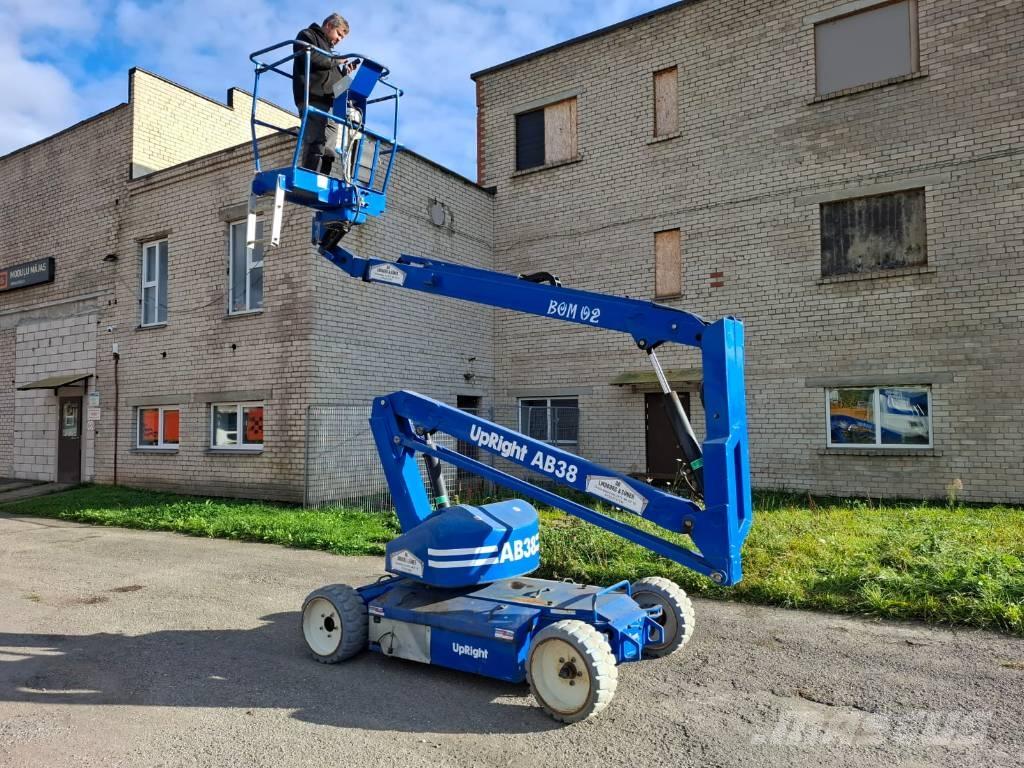 UpRight AB38N Bomliftar
