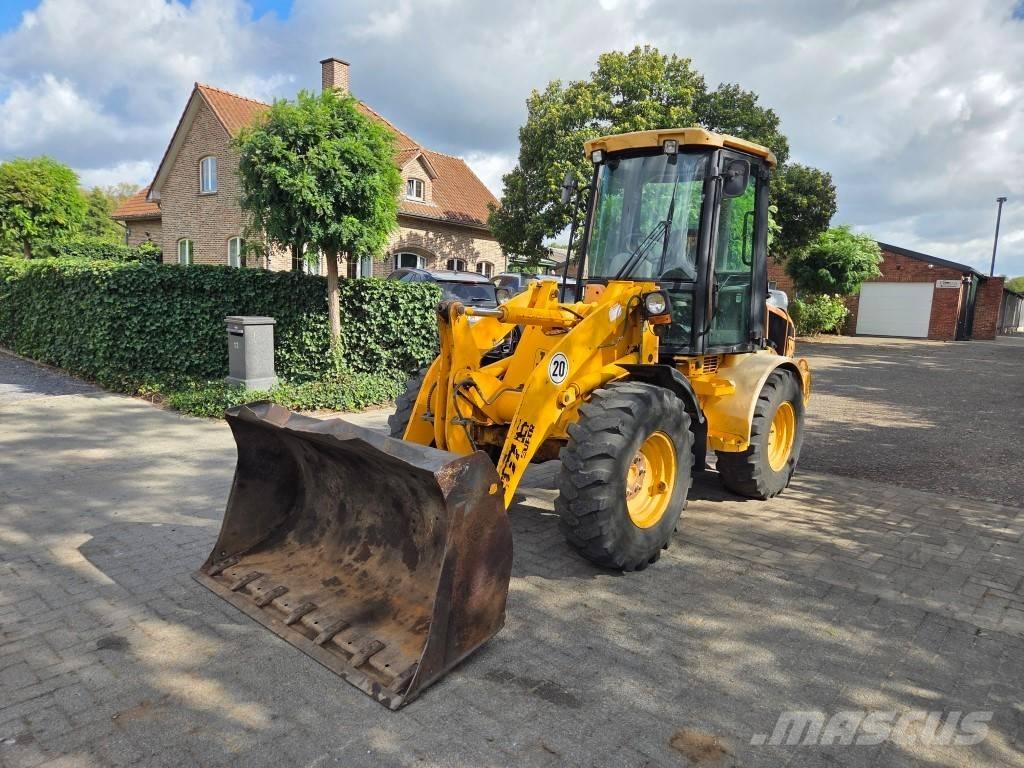 JCB 407B Super Kompaktlastare