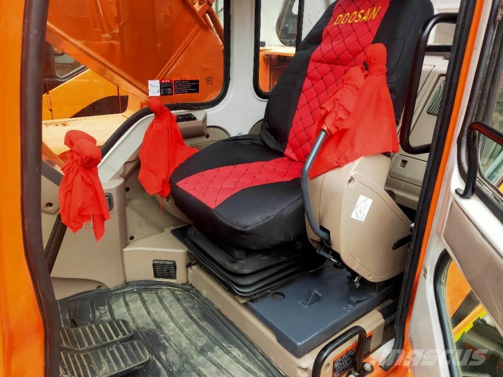 Doosan DH225LC-7 Bandgrävare