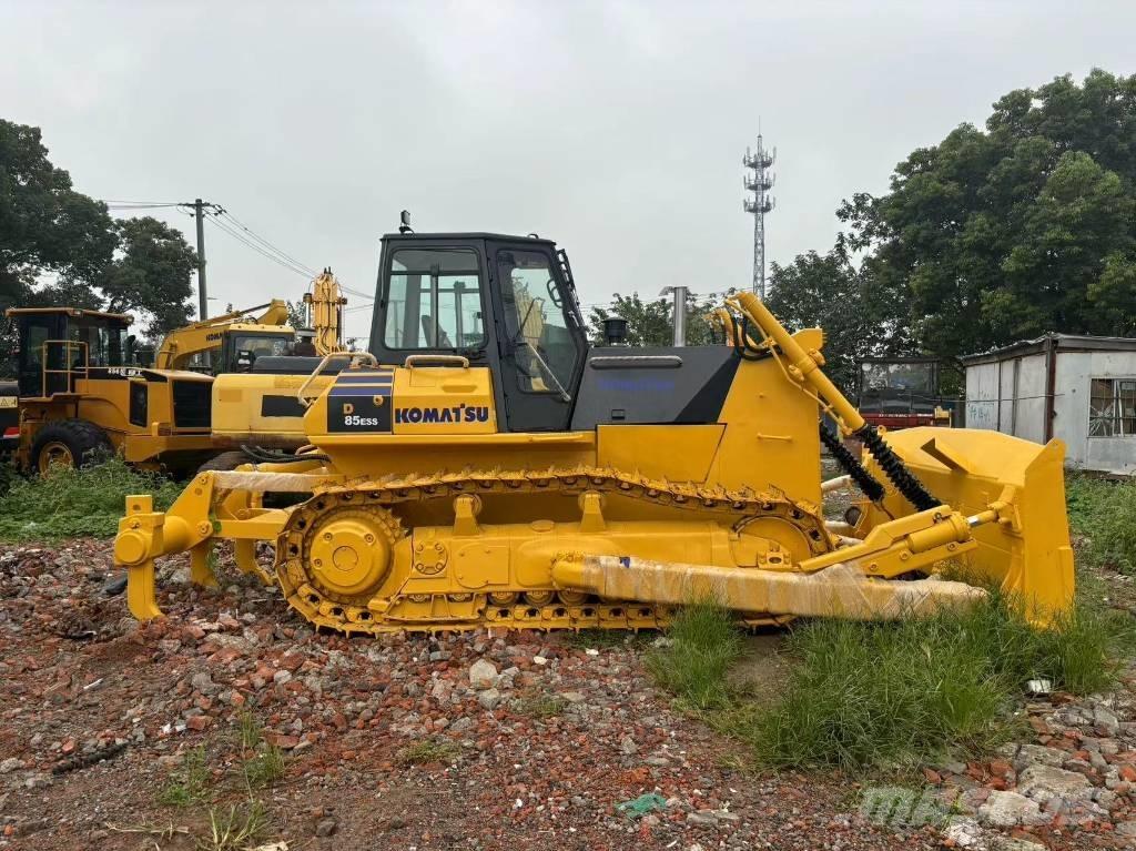 Komatsu D 85 E-12 Bandschaktare