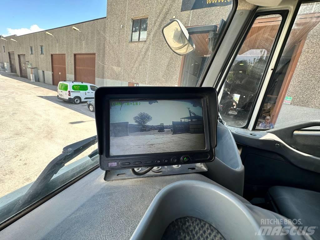 Iveco Trakker 410 Tippbilar