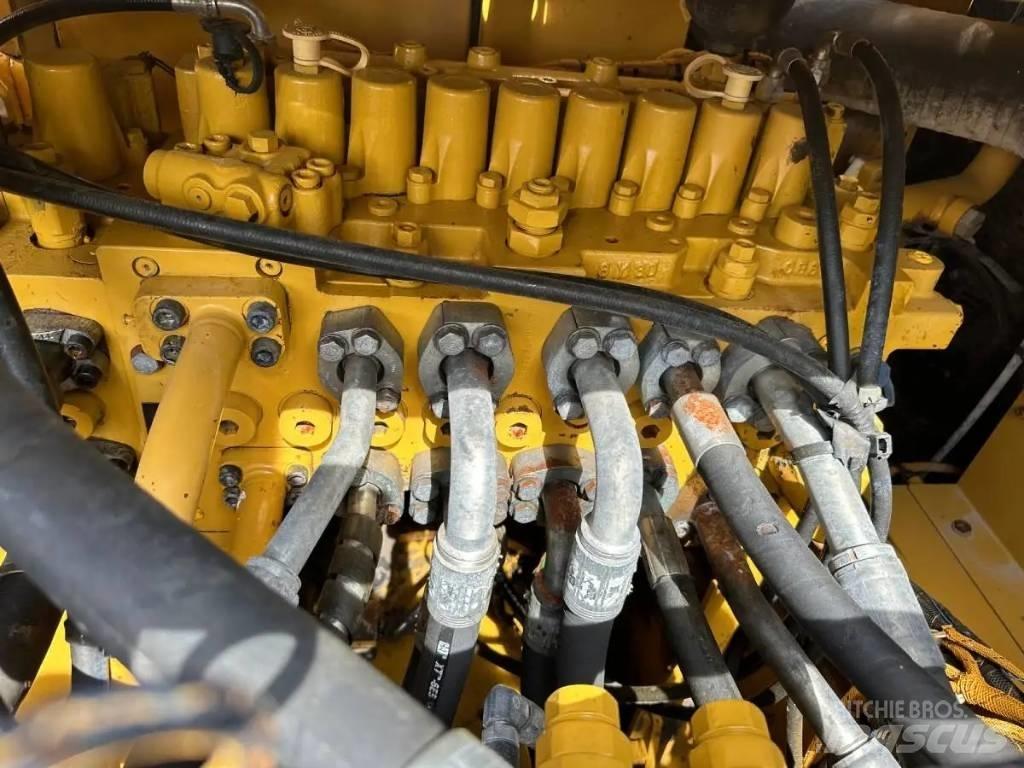 CAT 330GC Bandgrävare
