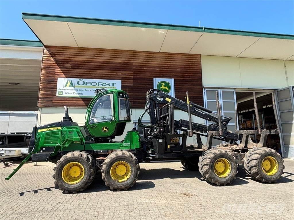John Deere 1510 G Skotare
