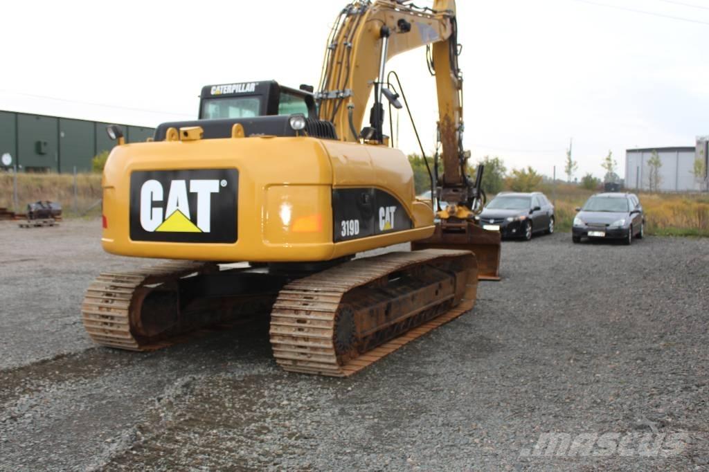 CAT 319 D L Bandgrävare