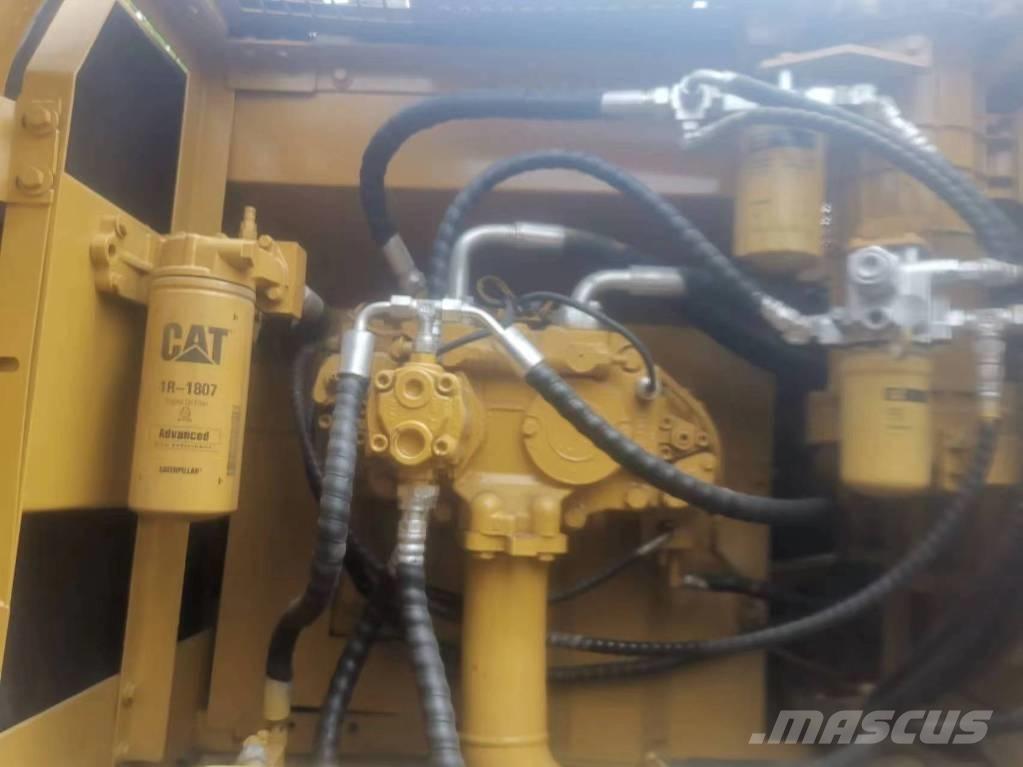CAT 325 D Bandgrävare