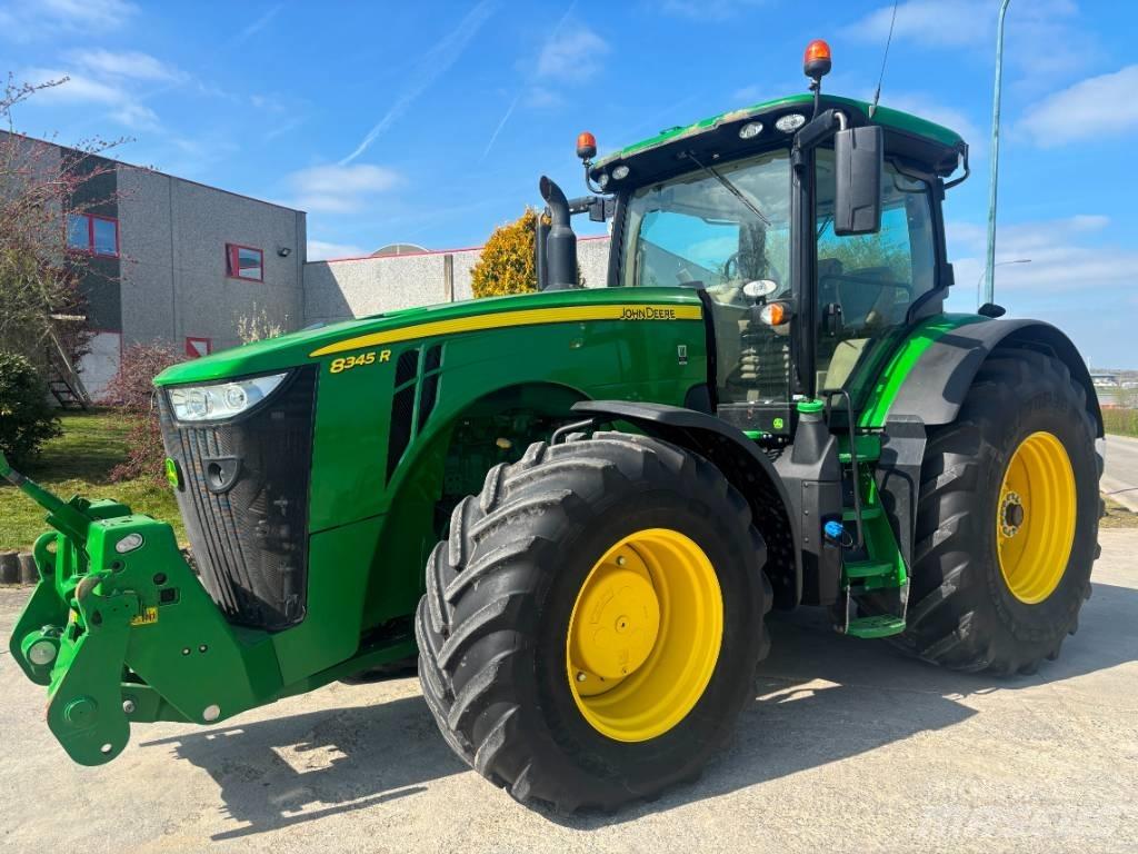 John Deere 8345 R Traktorer