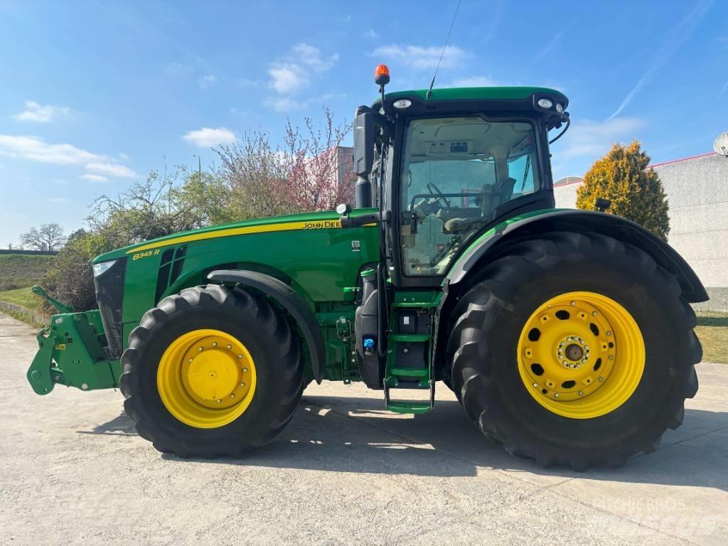 John Deere 8345 R Traktorer