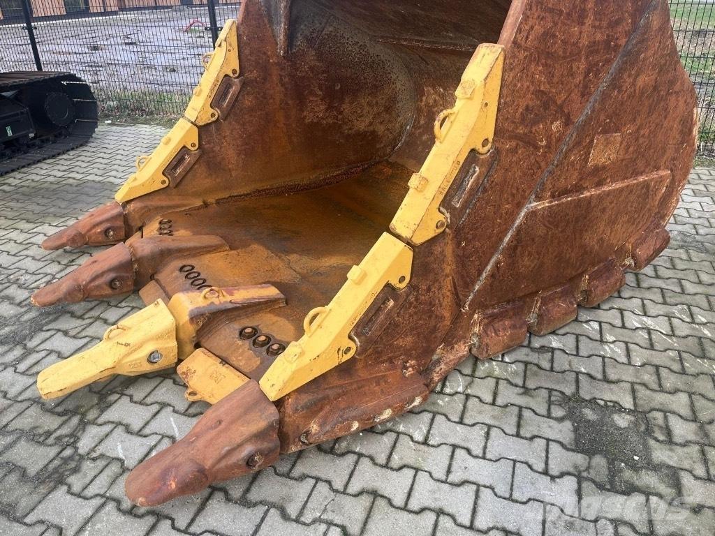 CAT 390 JC-linkage Bandgrävare