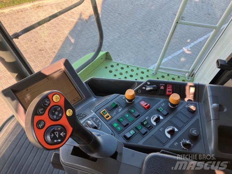 CLAAS LEXION 600 Skördetröskor