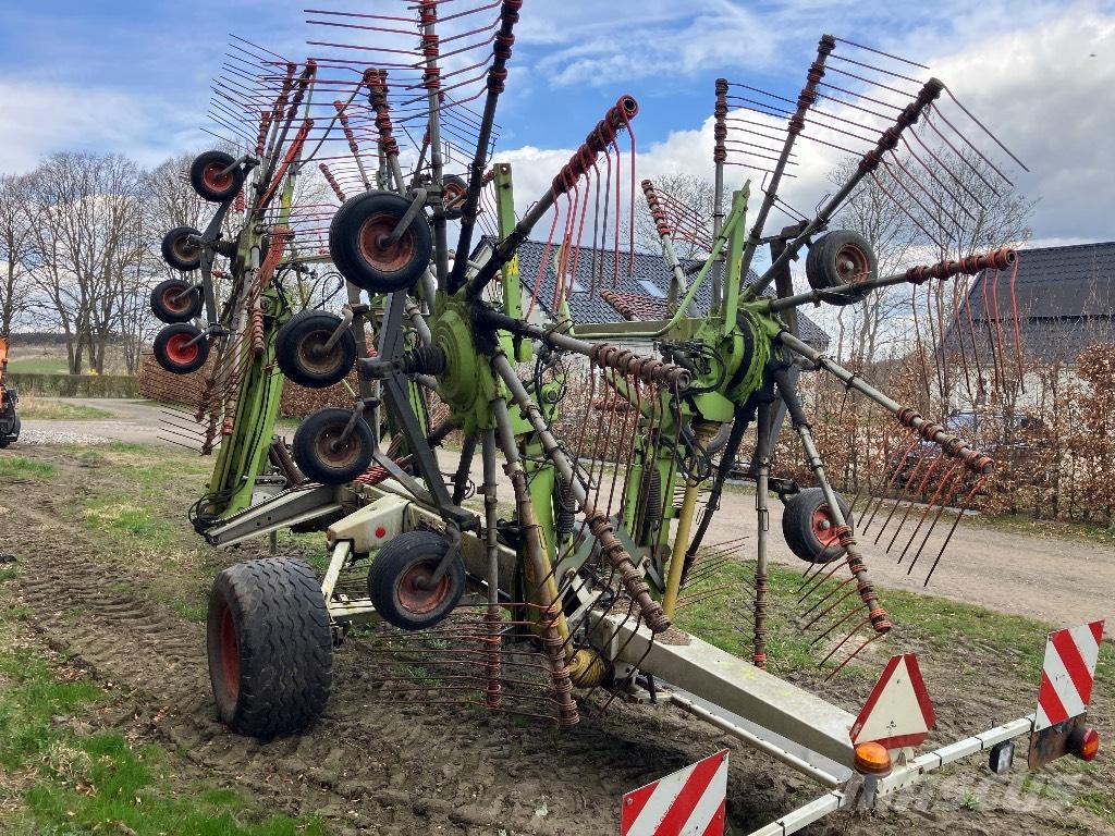 CLAAS Liner 3500 Vändare och luftare