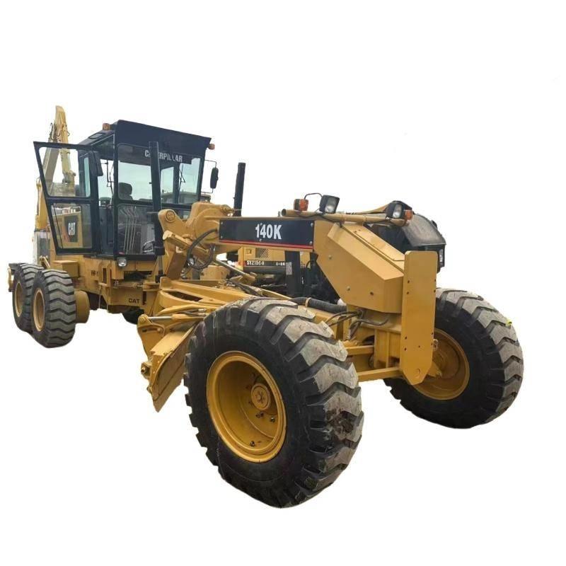 CAT 140 K Väghyvlar