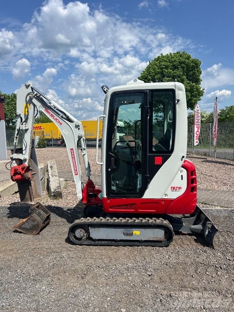 Takeuchi TB 216 Minigrävare < 7t
