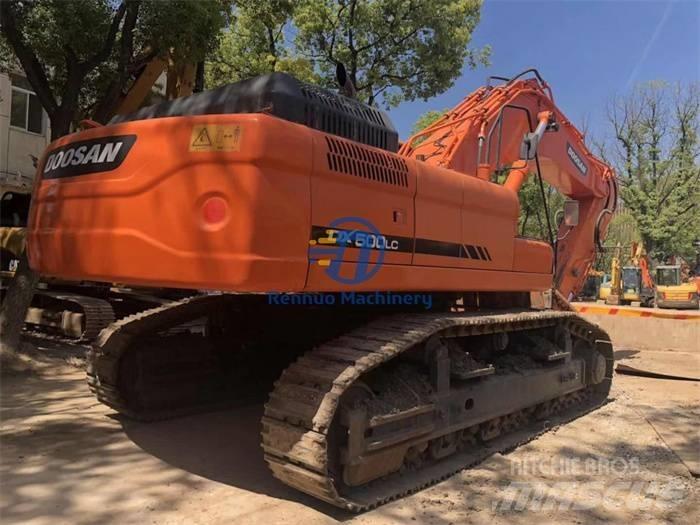 Doosan DX 500LC Bandgrävare