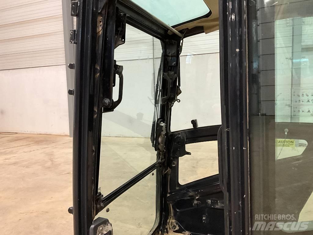 Kubota U 56-5 Hytter och interiör