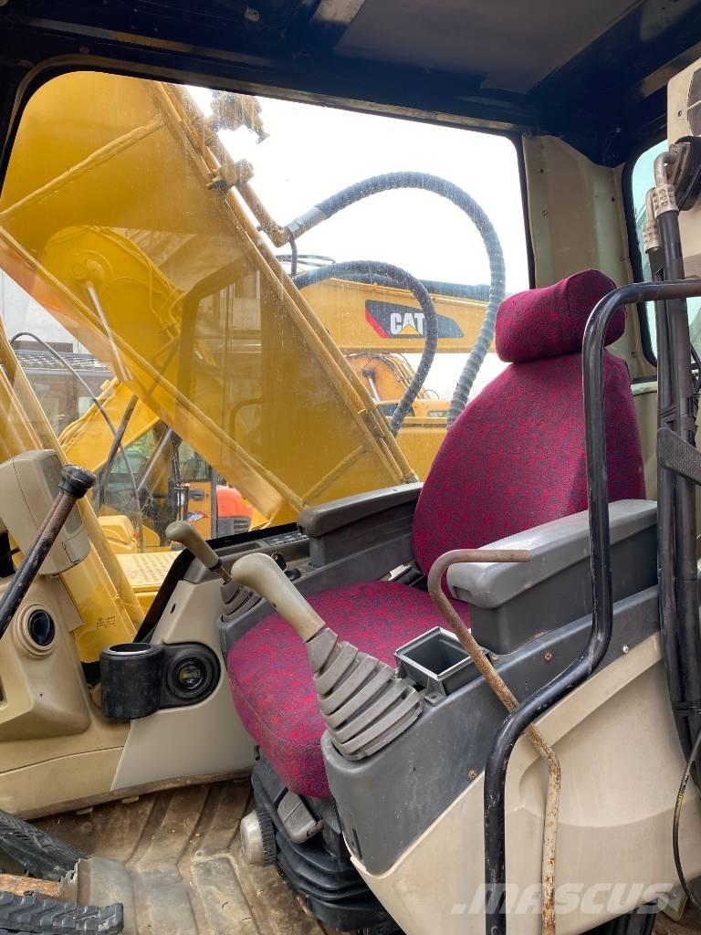 CAT 320 C L Bandgrävare