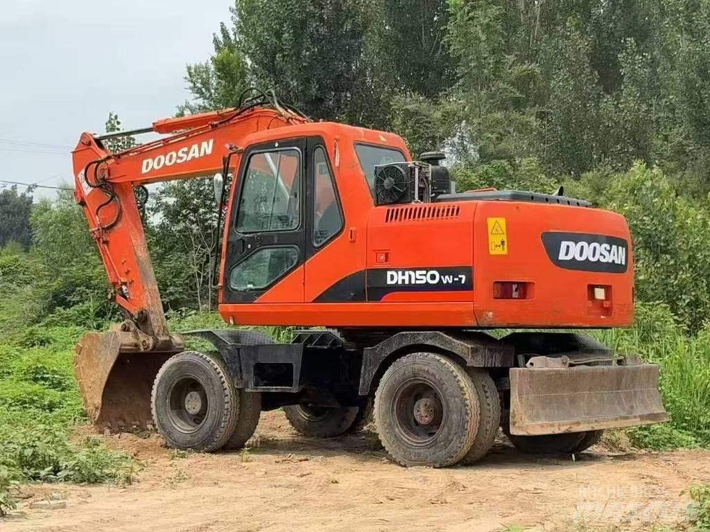 Doosan 150 W-7 Hjulgrävare