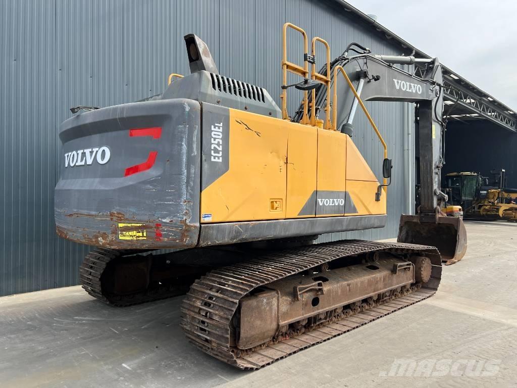 Volvo EC250E L Bandgrävare