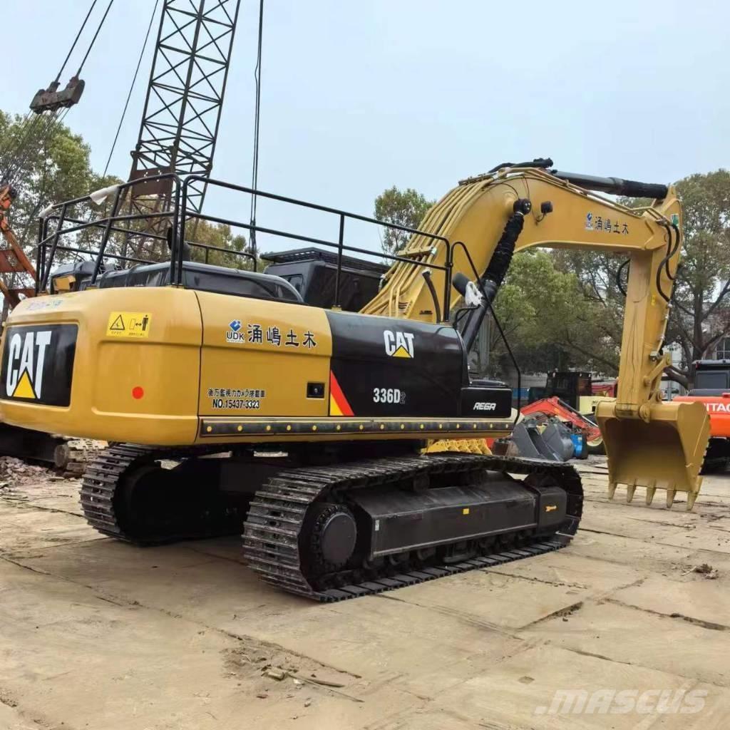CAT 336 D Bandgrävare