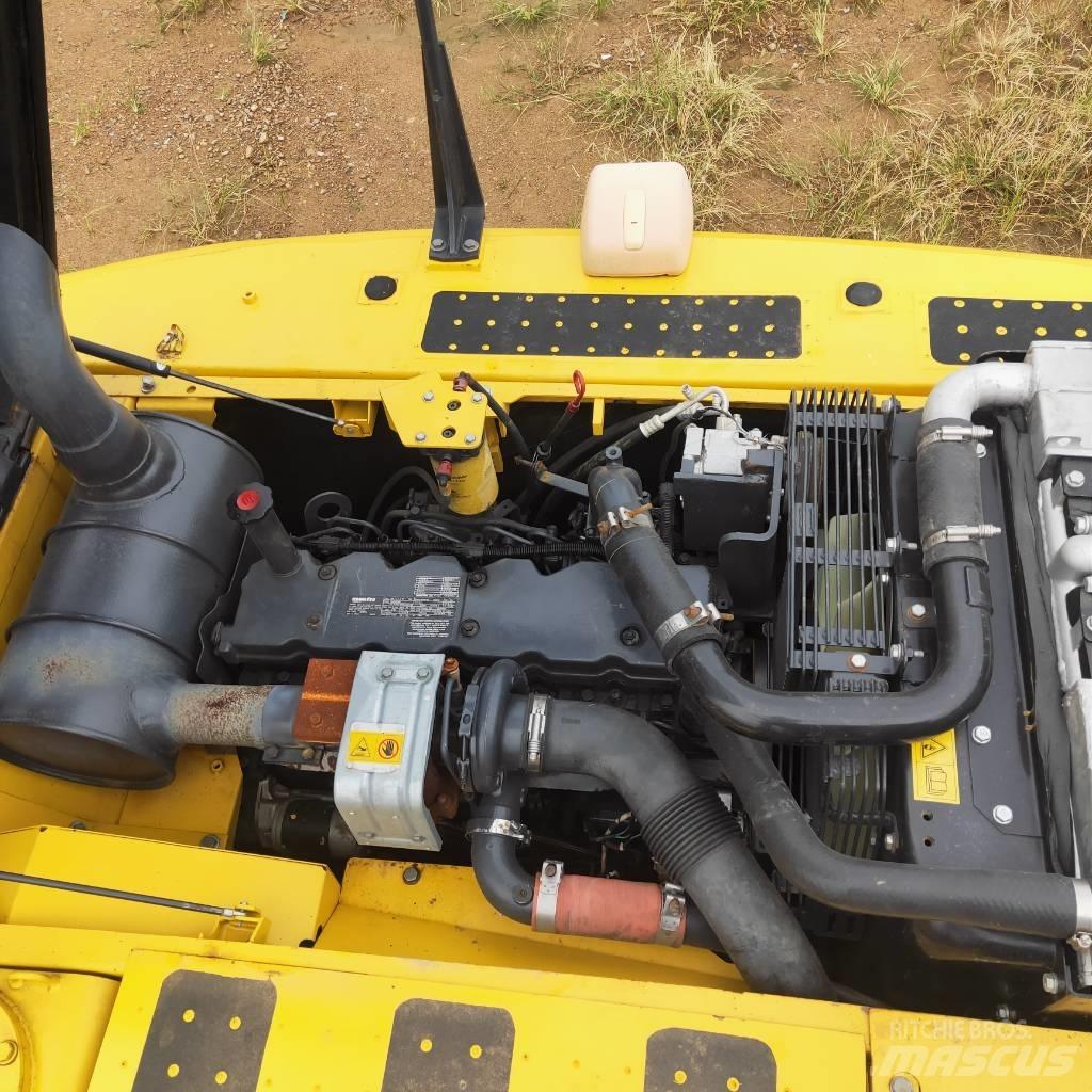 Komatsu PC200-8 Bandgrävare