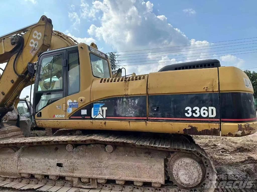CAT 336 D Bandgrävare