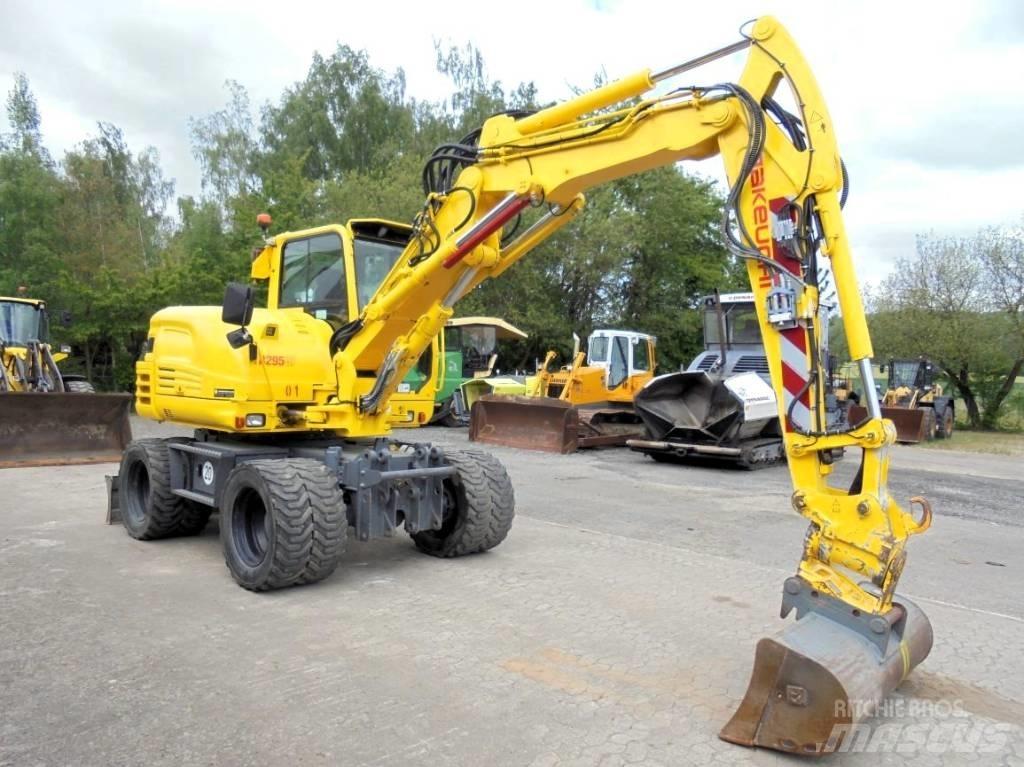 Takeuchi TB 295 W-2 Hjulgrävare