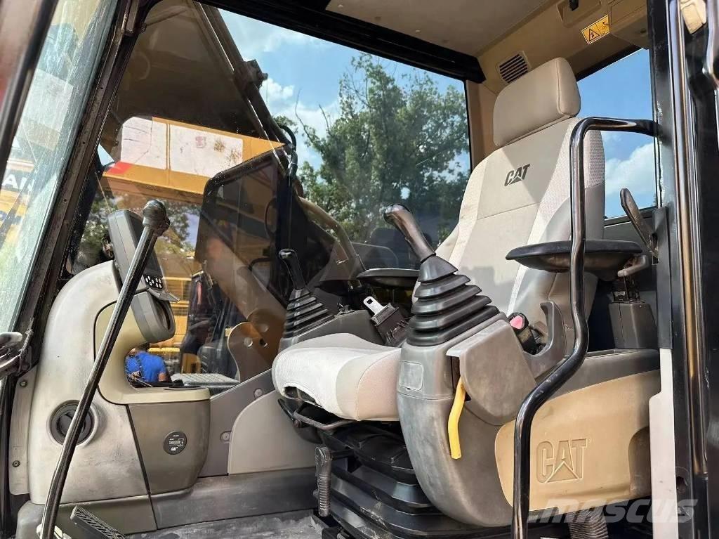 CAT 315D2 Bandgrävare