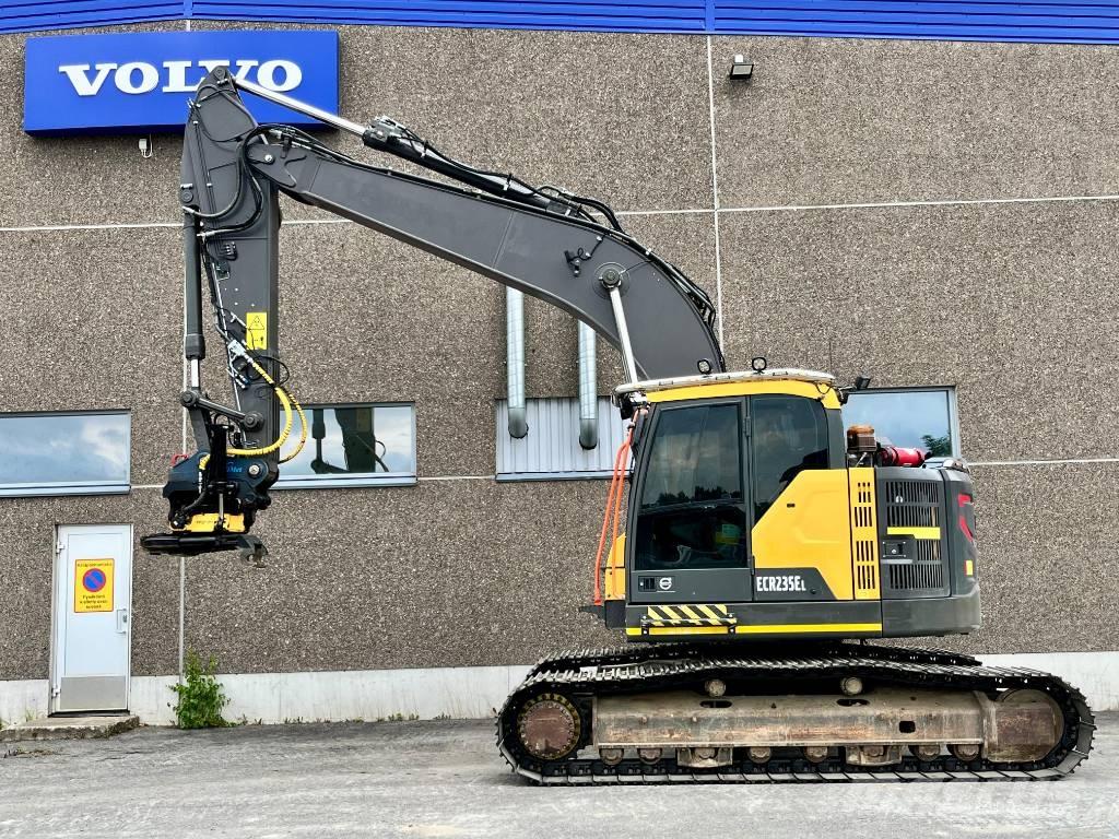 Volvo ECR 235 E Bandgrävare
