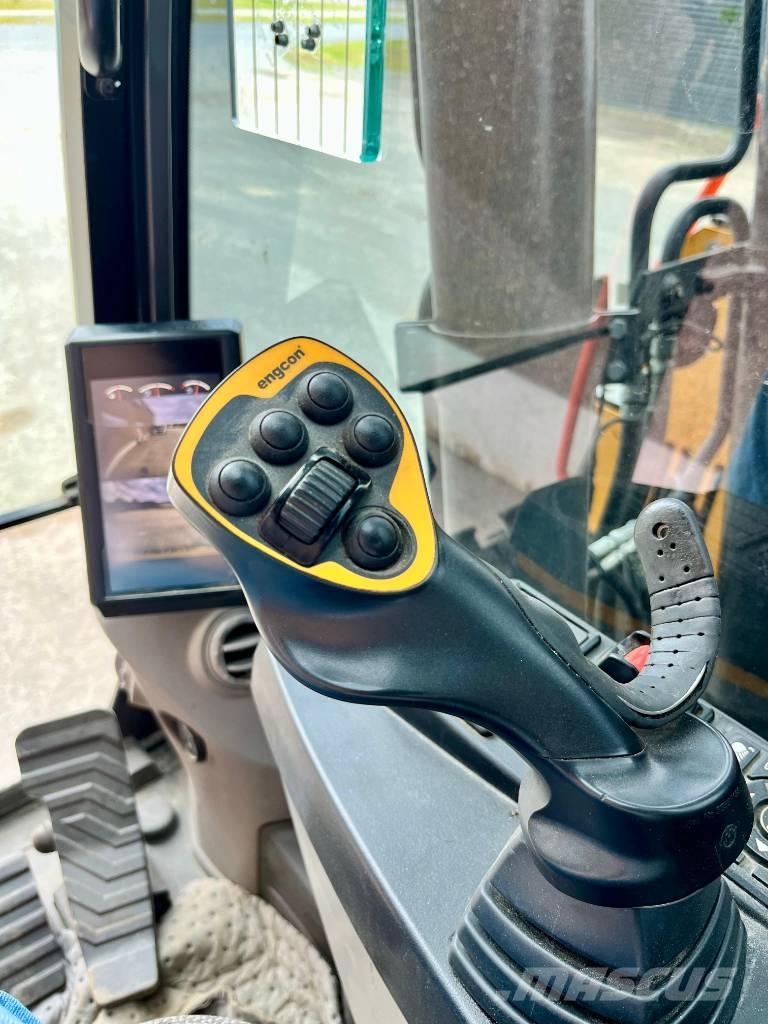 Volvo ECR 235 E Bandgrävare