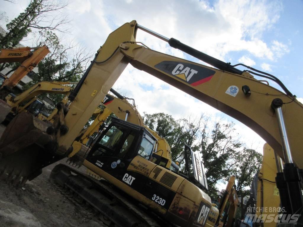 CAT 326 Bandgrävare