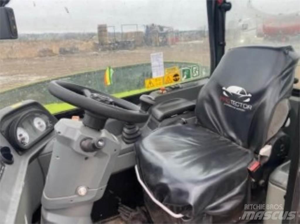 CLAAS 732 Redskapsbärare för lantbruk