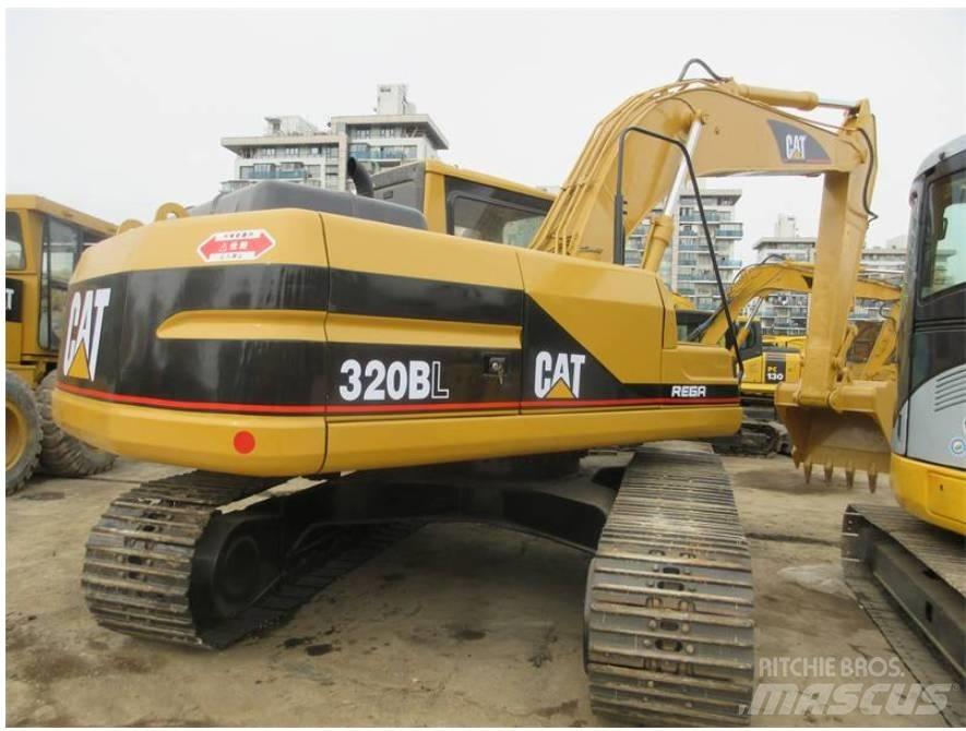 CAT 320 B L Bandgrävare