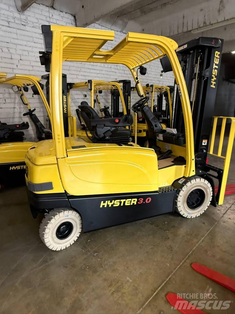Hyster J3.0XN Elmotviktstruckar