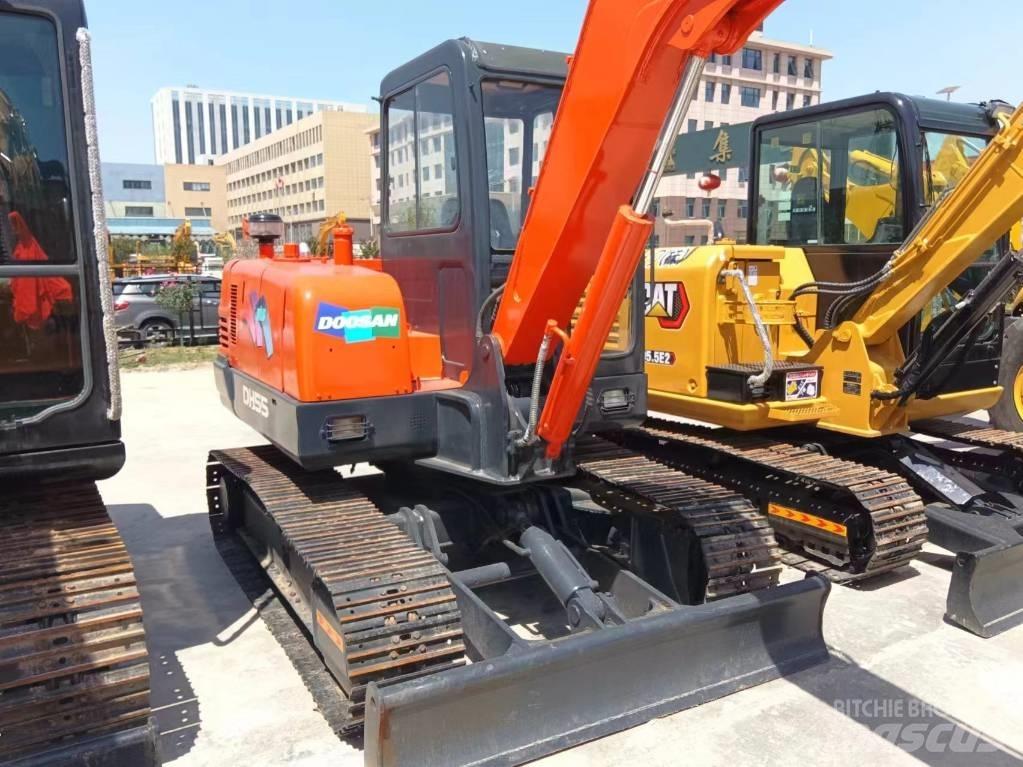 Doosan DH 55 Minigrävare < 7t