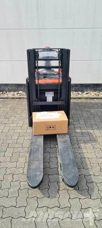 Toyota BT SPE200D Staplare-led