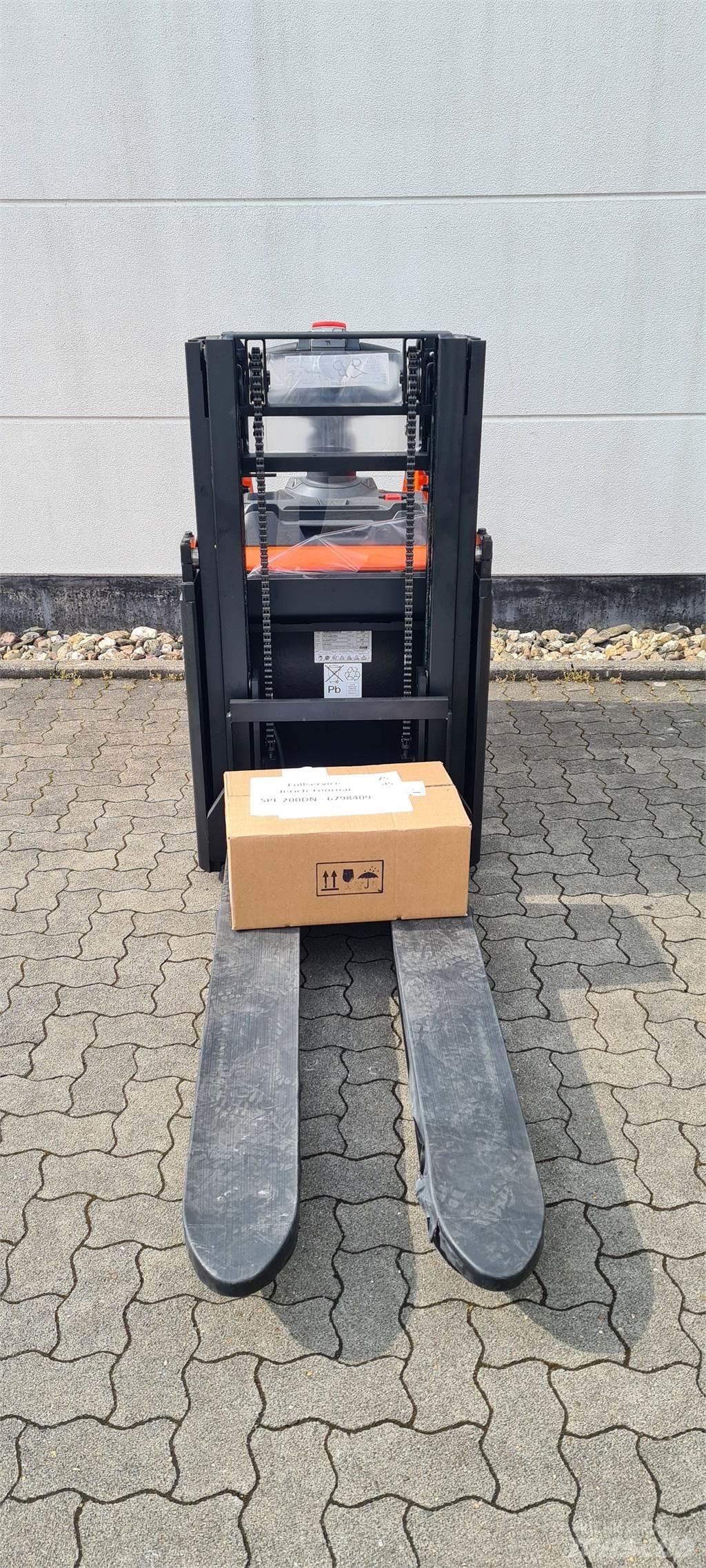 Toyota BT SPE200D Staplare-led
