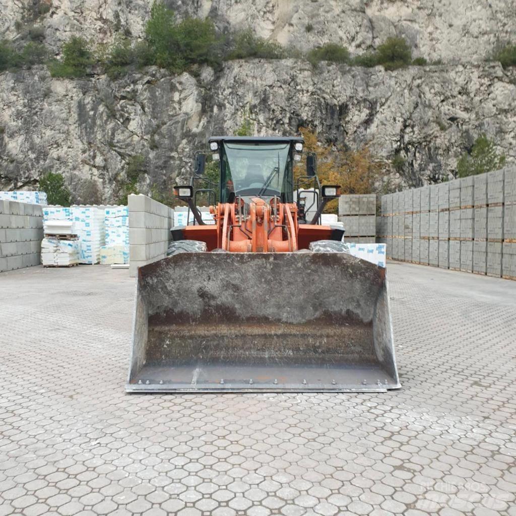 Hitachi ZW 220-5 Hjullastare