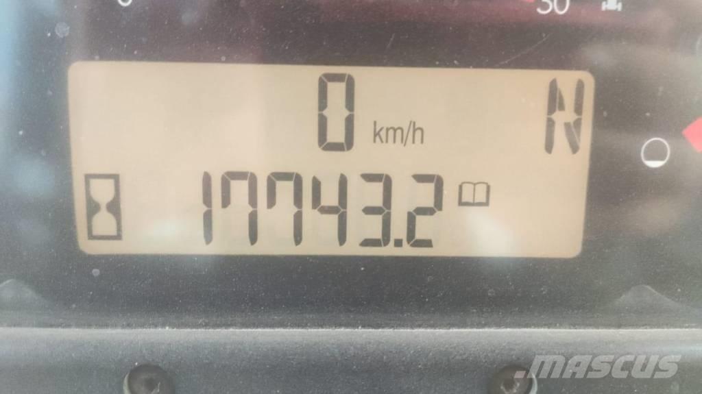 CAT 140 M Väghyvlar
