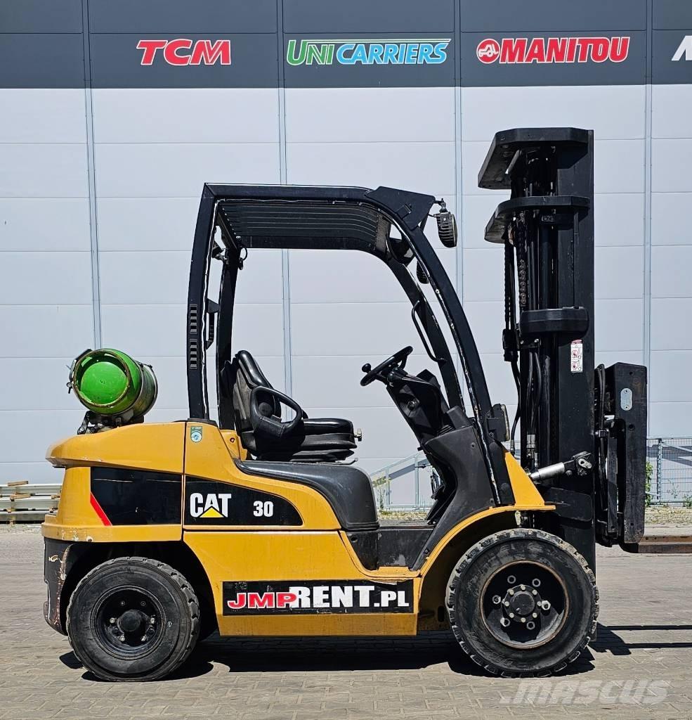 CAT GP 30 N Gasolmotviktstruckar