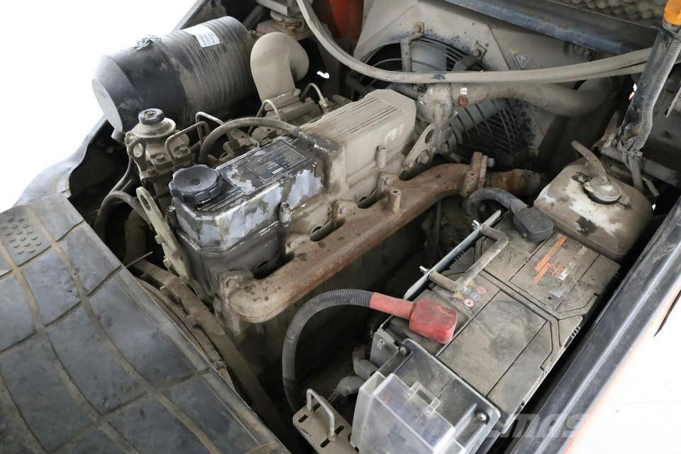 Nexen FDE-30 Dieselmotviktstruckar