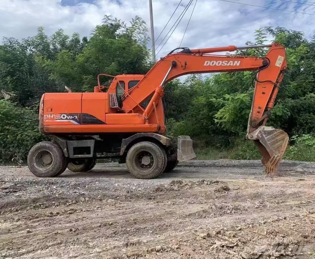 Doosan 150 W-7 Hjulgrävare