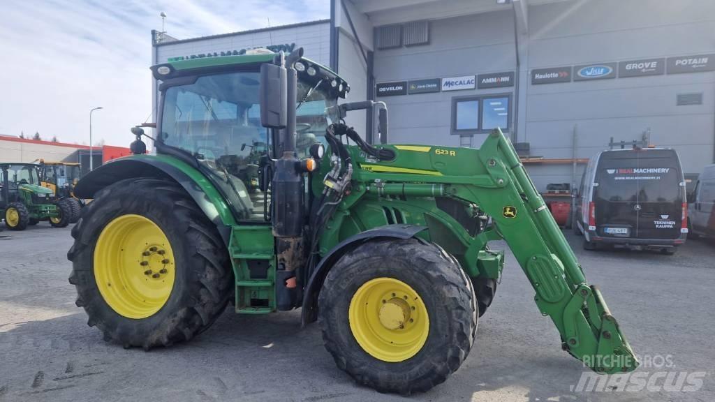 John Deere 6130 R Traktorer