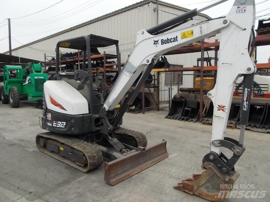 Bobcat E32i Minigrävare < 7t