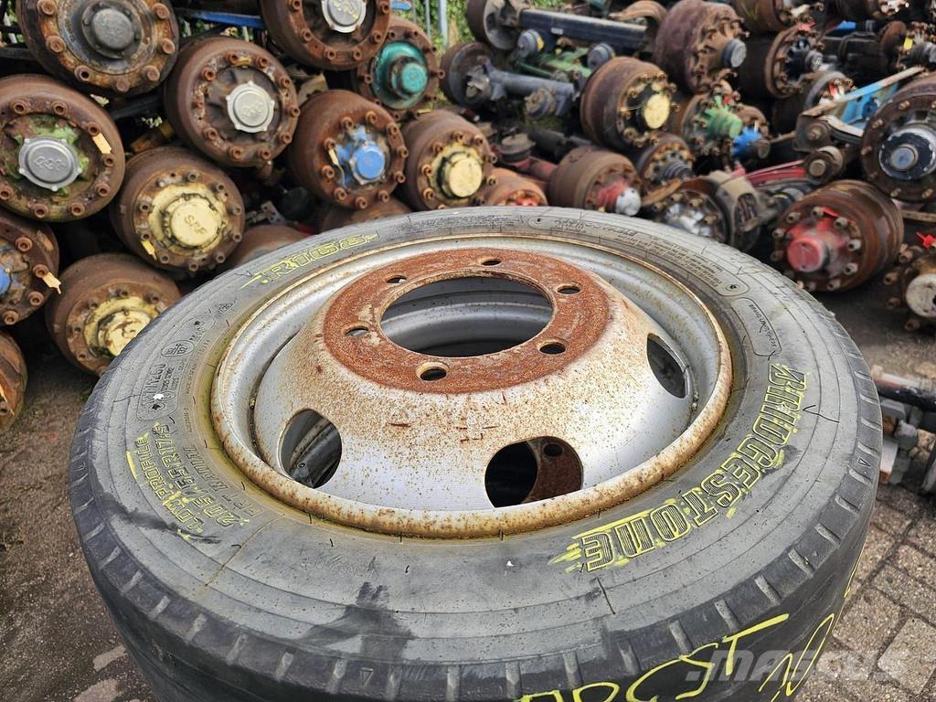 Bridgestone R 168 Flakbilar