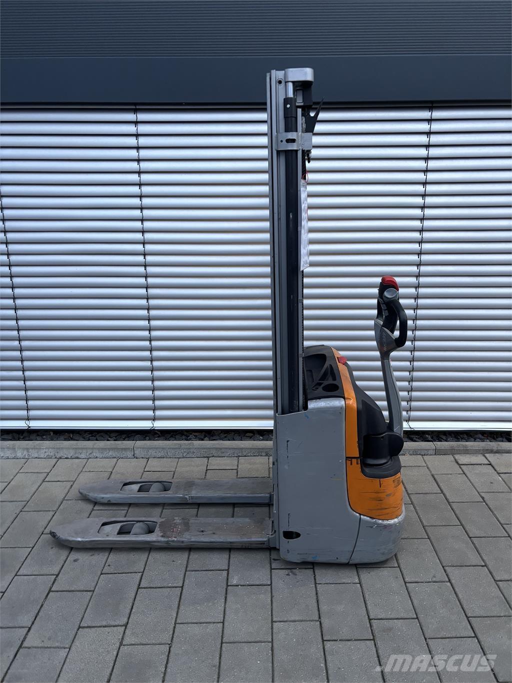 Still EXV 10 Staplare