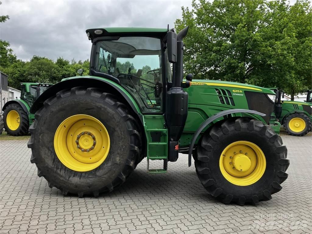 John Deere 6215R Traktorer