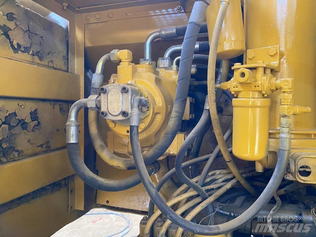 CAT 320 B Bandgrävare