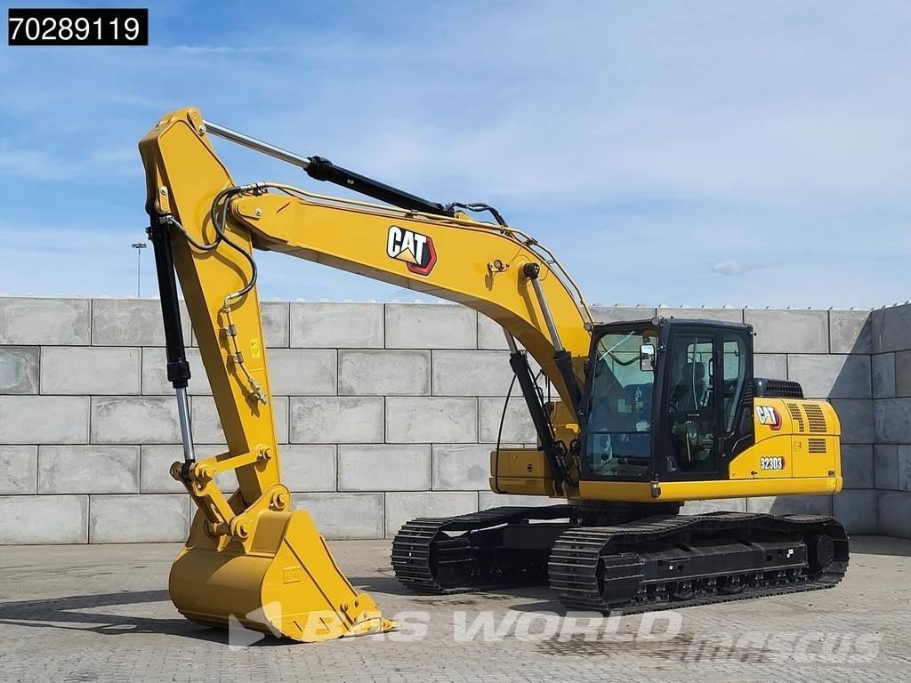 CAT 323 D3 Bandgrävare