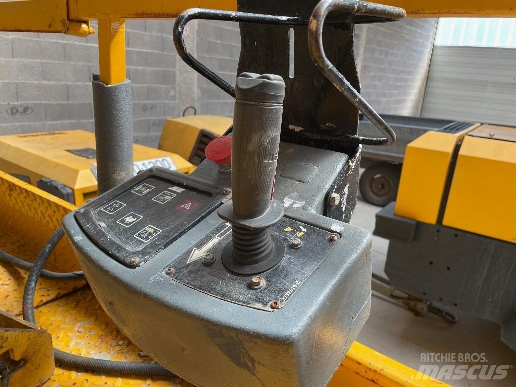 JLG 3246 ** A REPARER** Saxliftar